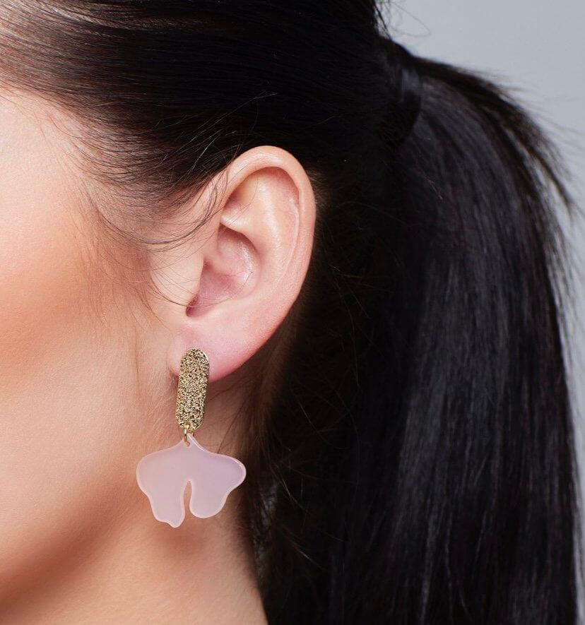 thebella_pink&gold_earsass