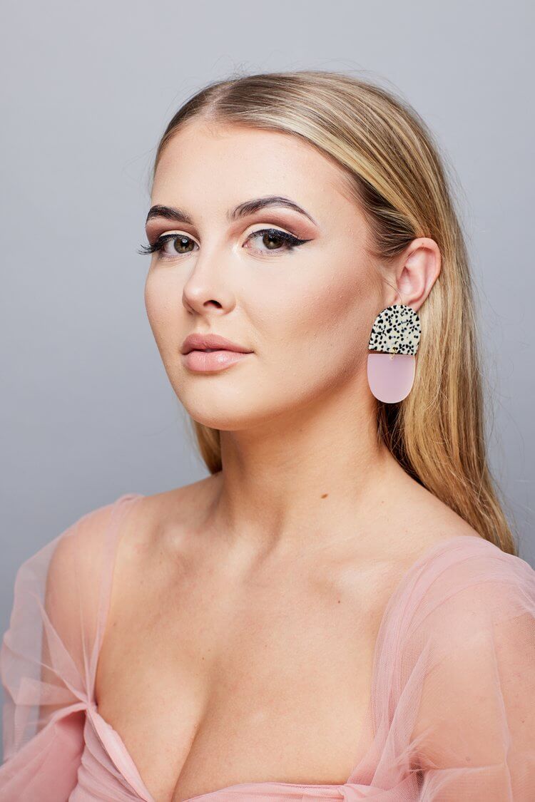 thebryony_black&pink_earsass1