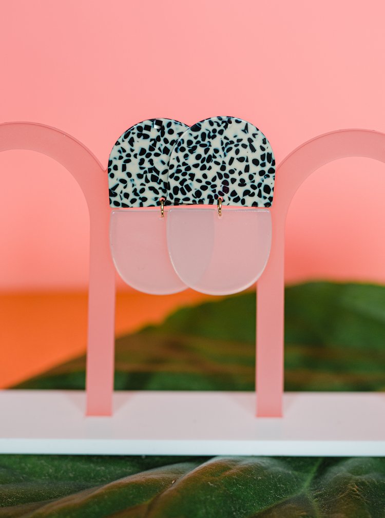 thebryony_black&pink_earsass2