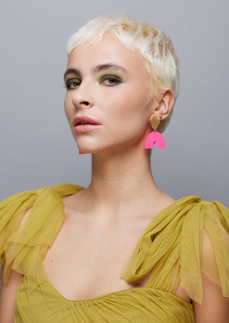 thesaskia_pink&gold_earsass2