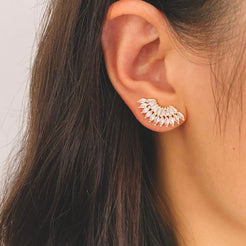 curved crystal earring stud 