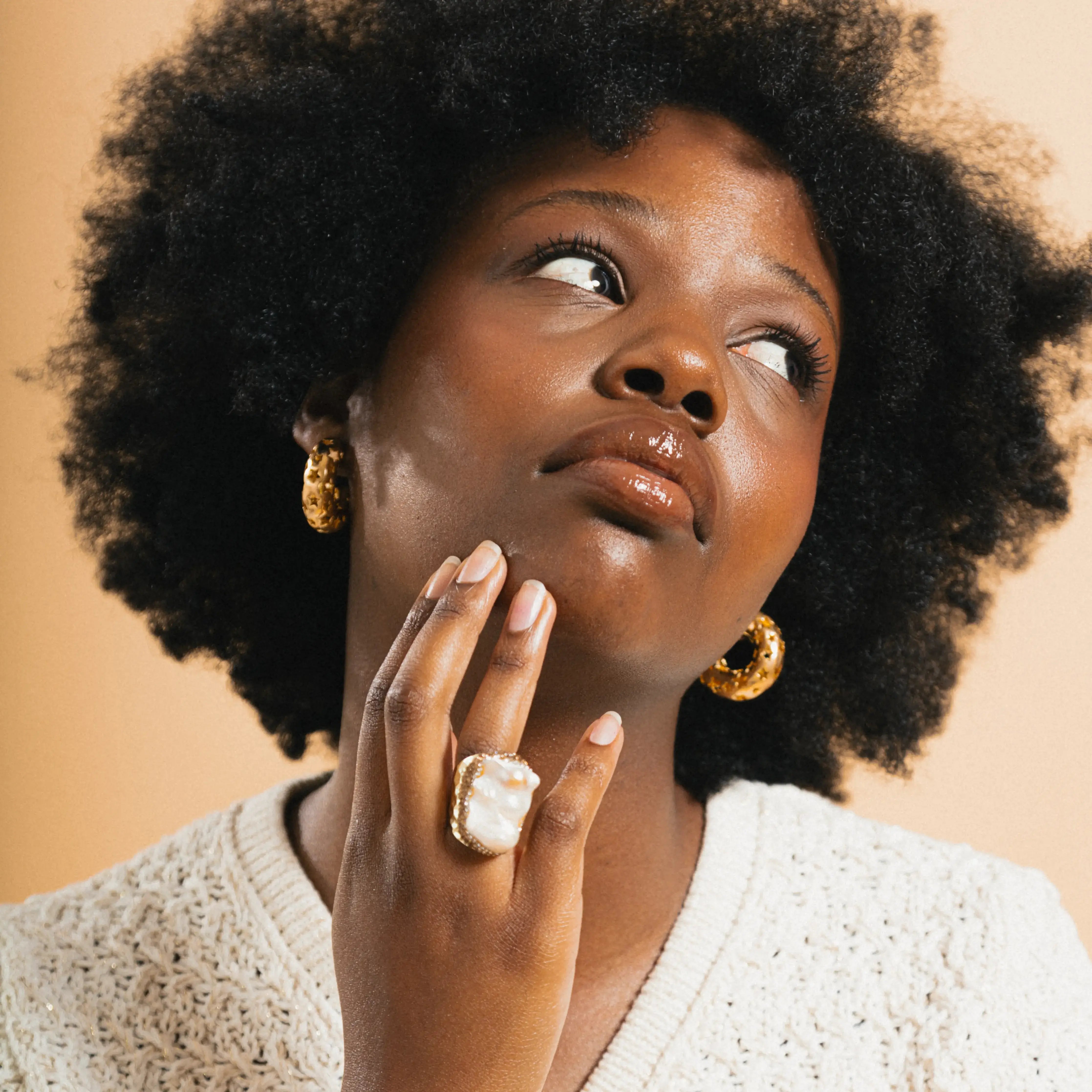 THE EVA RING - Gold Statement Ring Featuring Mother of Pearl