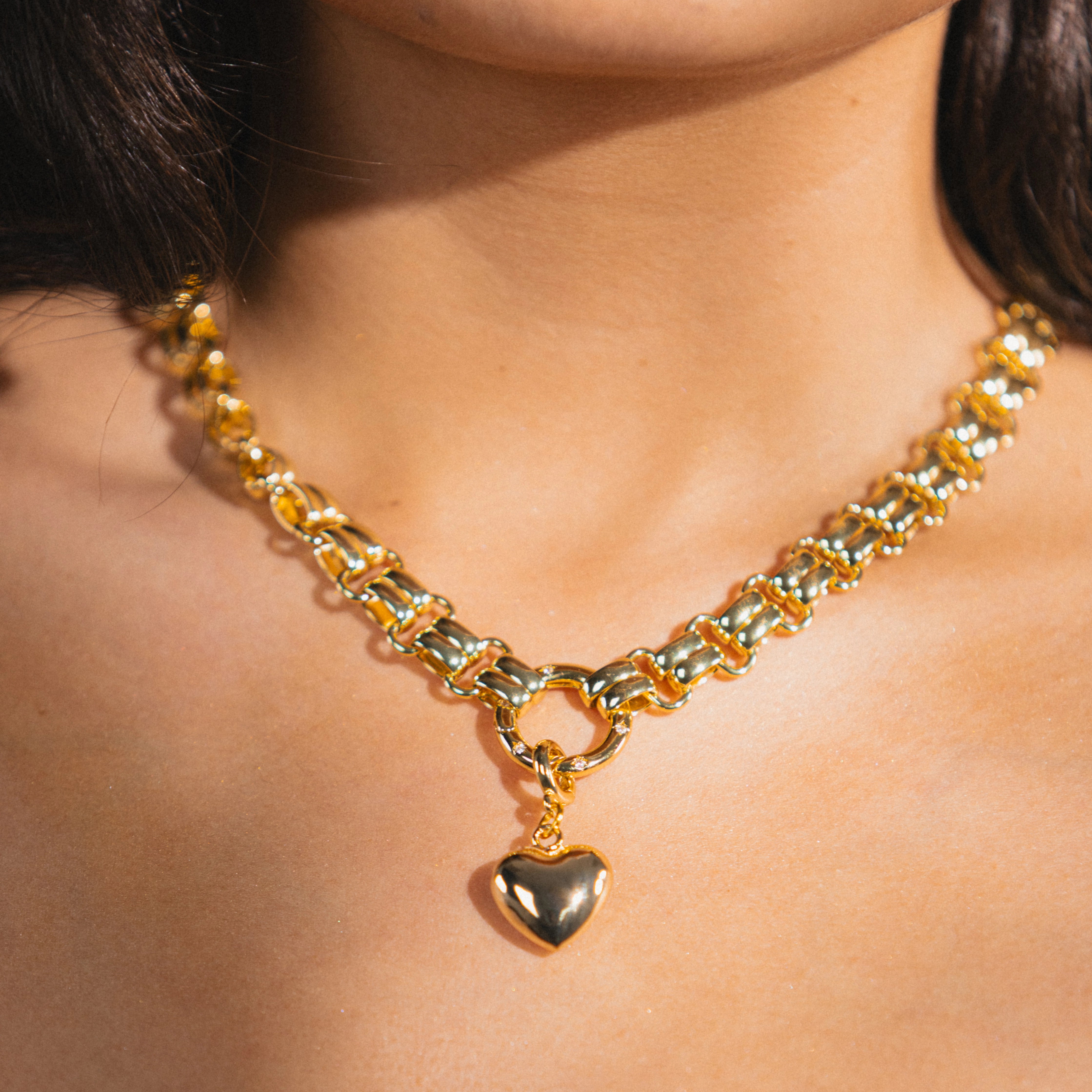 Mabel gold necklace with heart pendant charm 