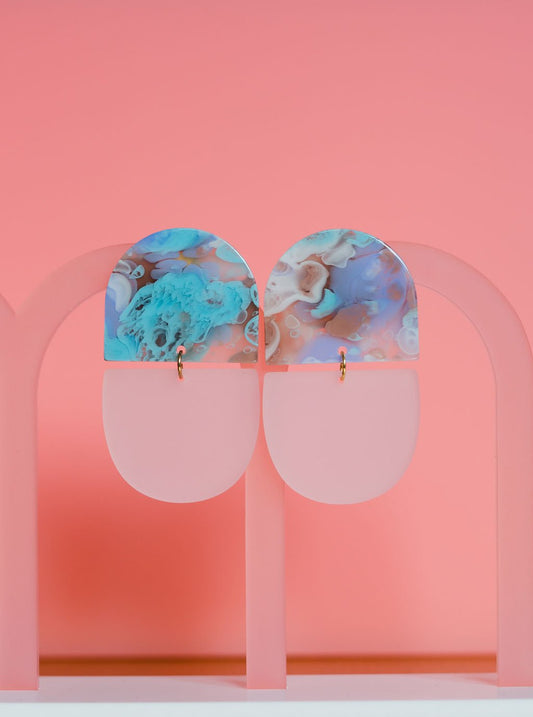 the_mhairi_pink_and_blue_marbel_earrings_earsass