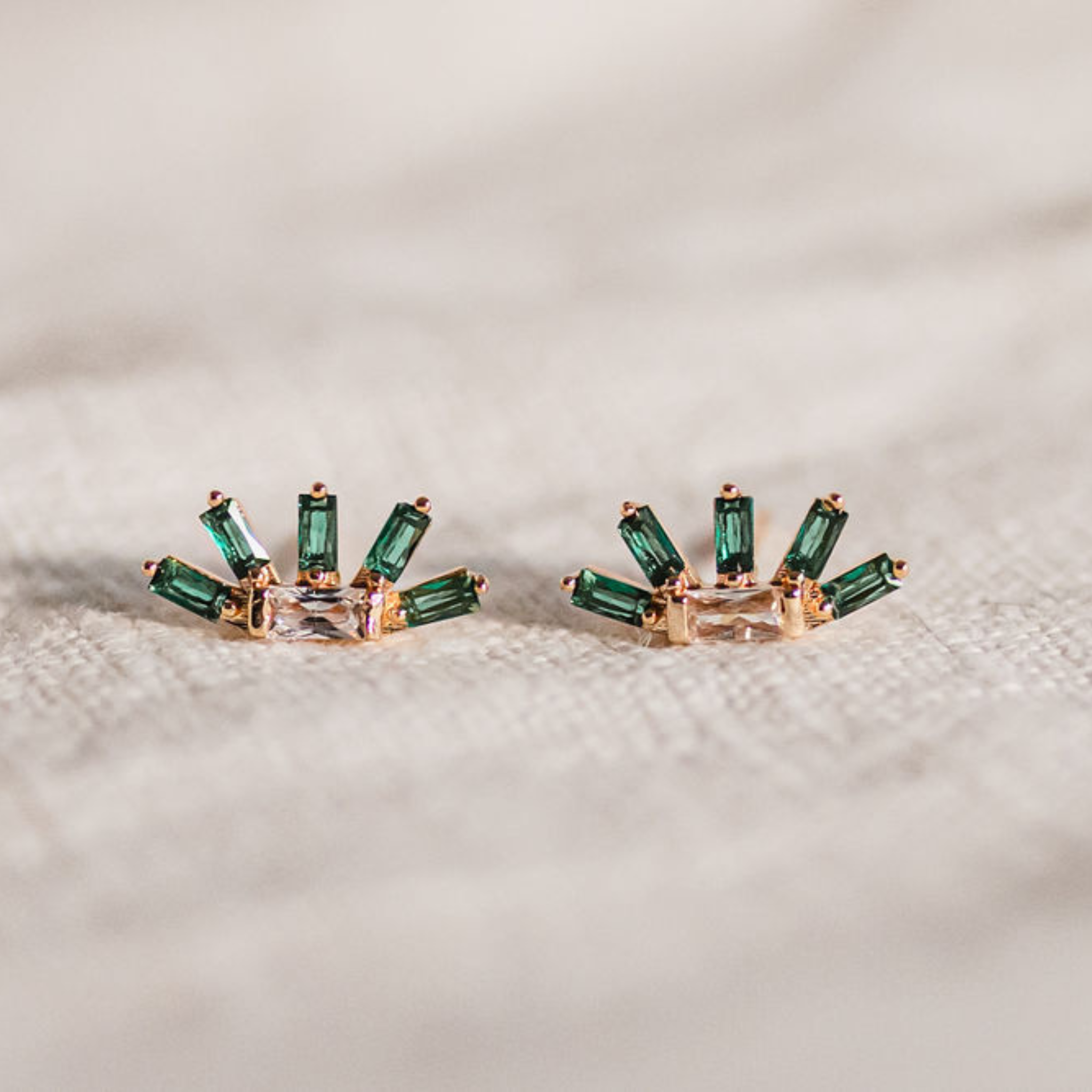 fan shaped gold and green stud earring