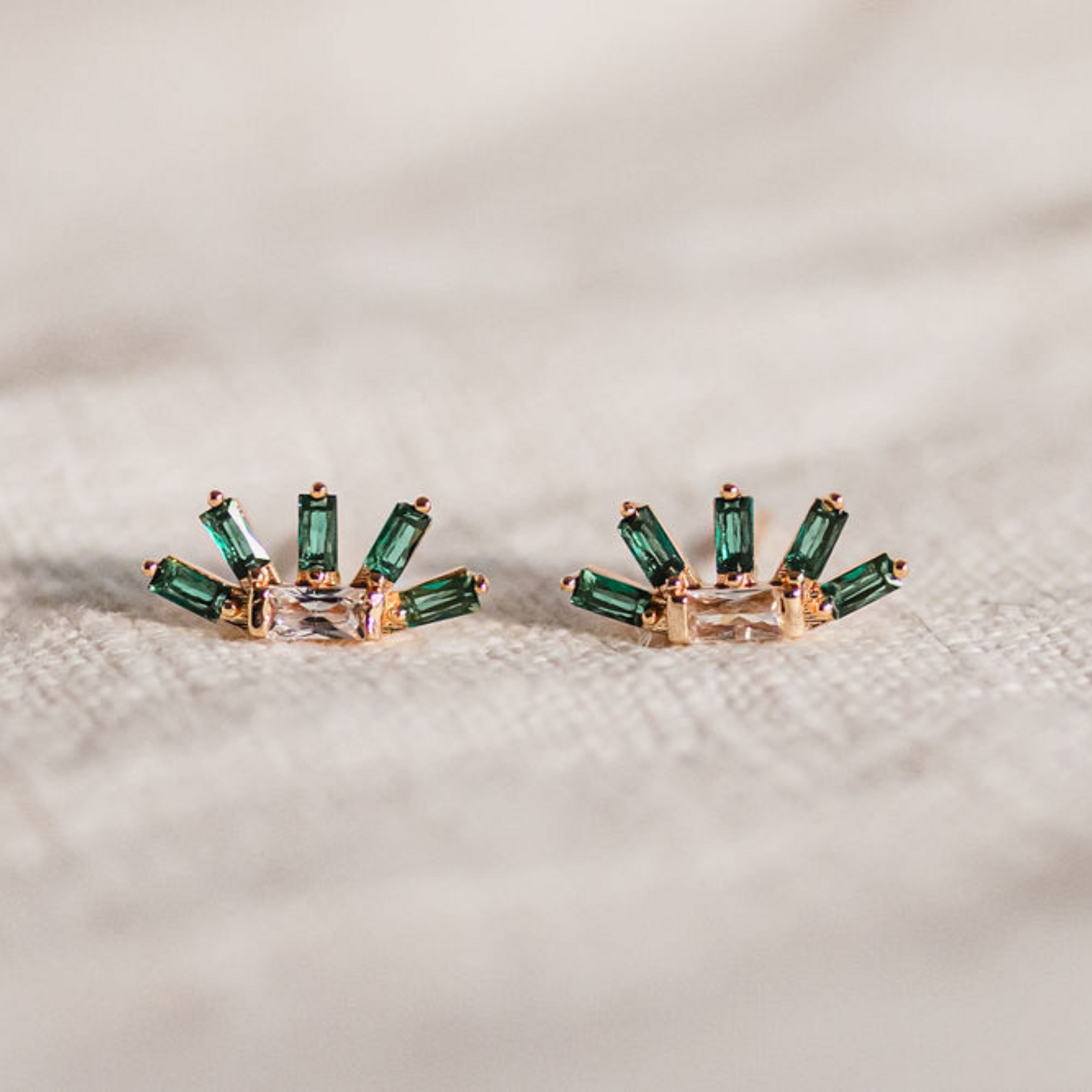 fan shaped gold and green stud earring