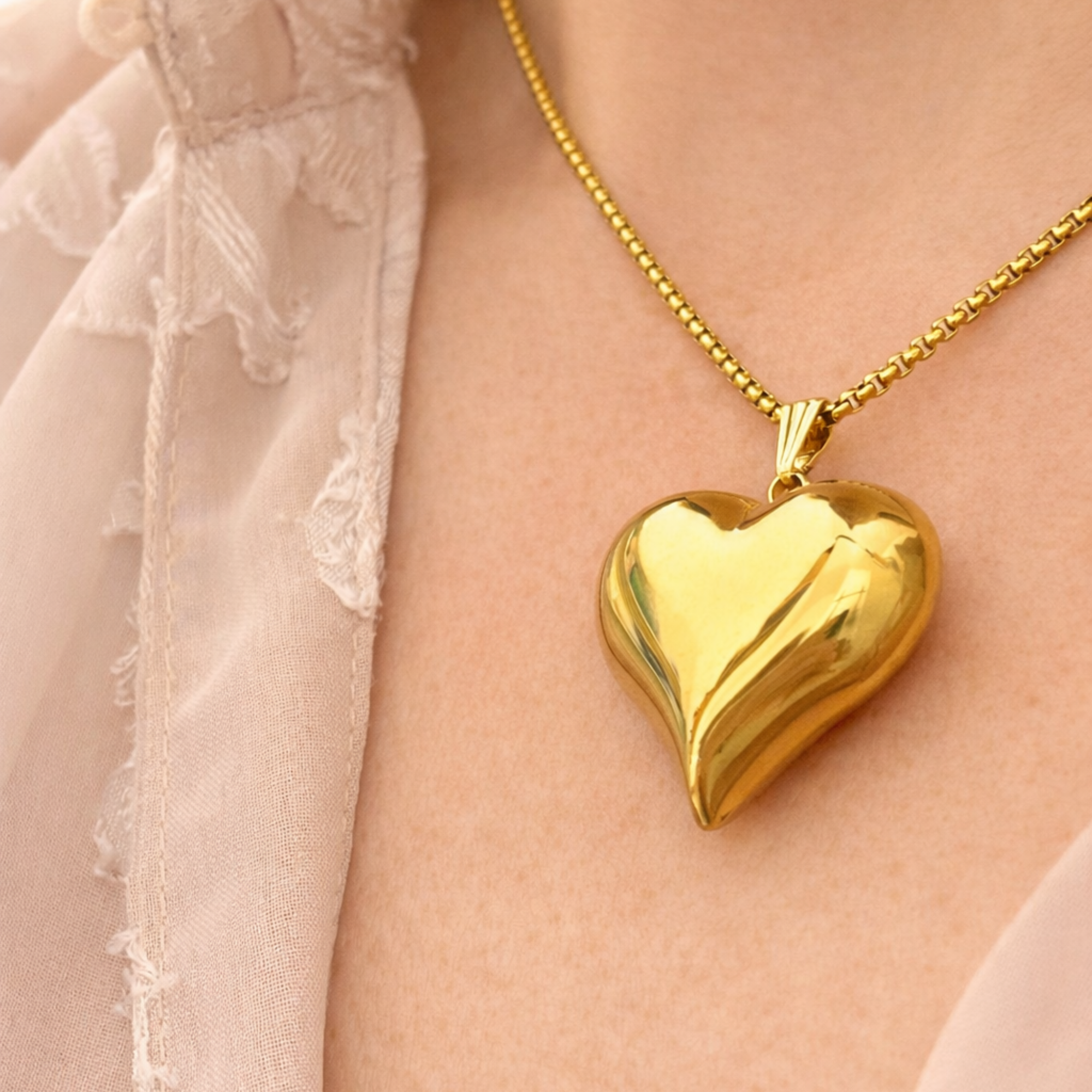 chunky heart pendant necklace 