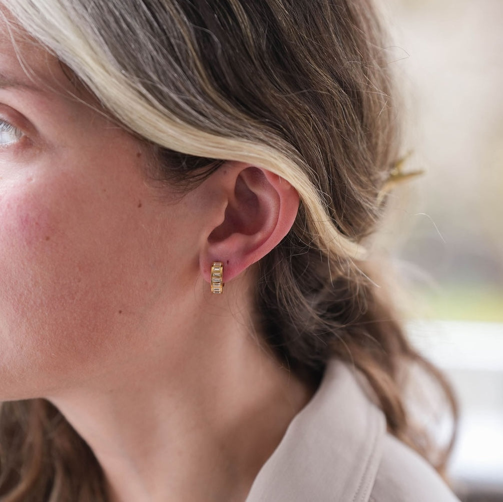 Baguette Huggie Hoop Earrings – THE ELIZA