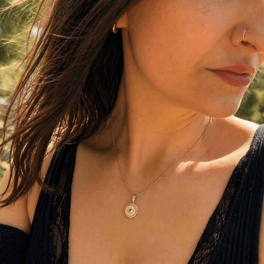 gold compass pendant necklace 