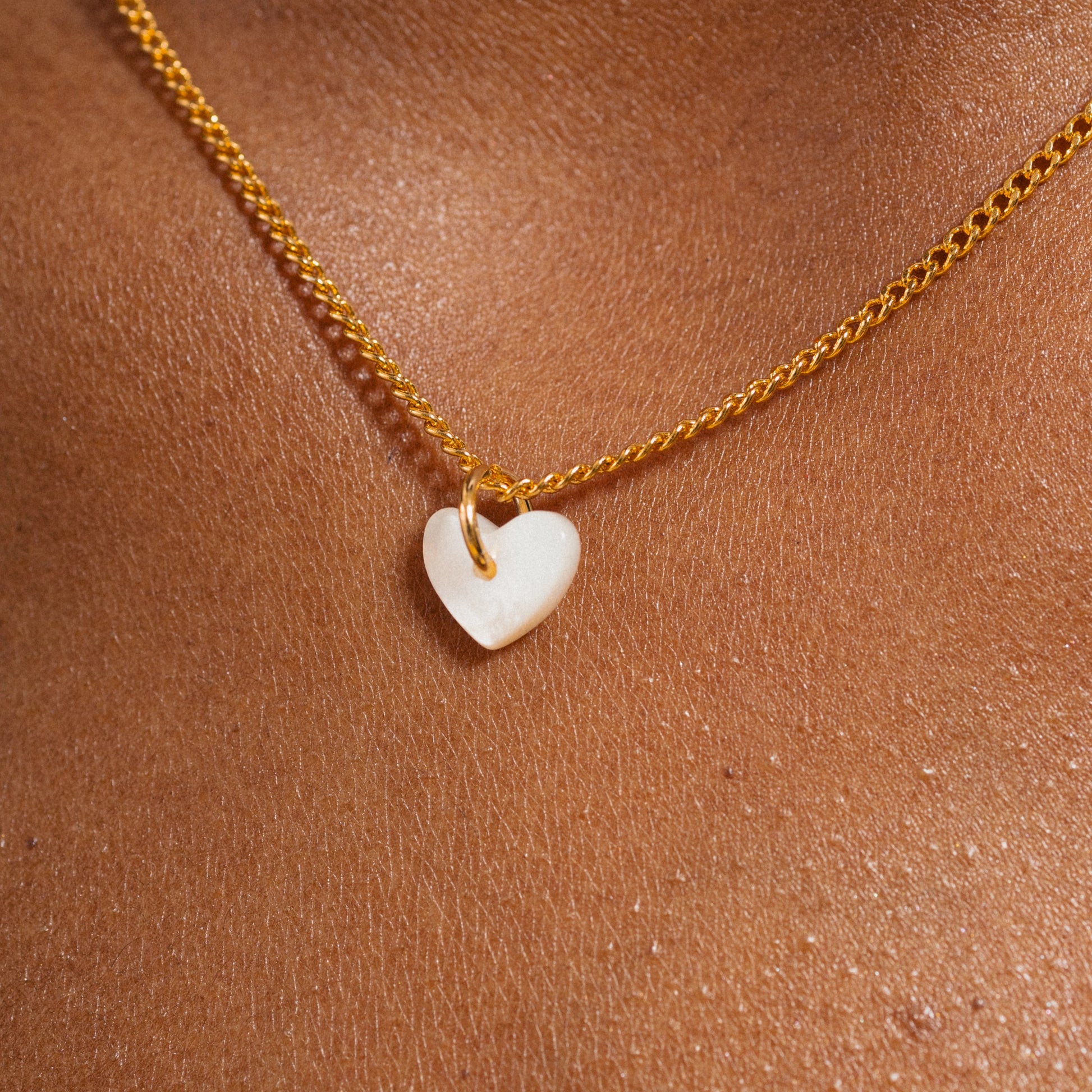 mother of pearl heart necklace 