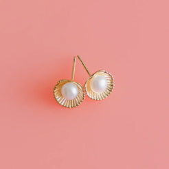 Oyster shell stud earrings 