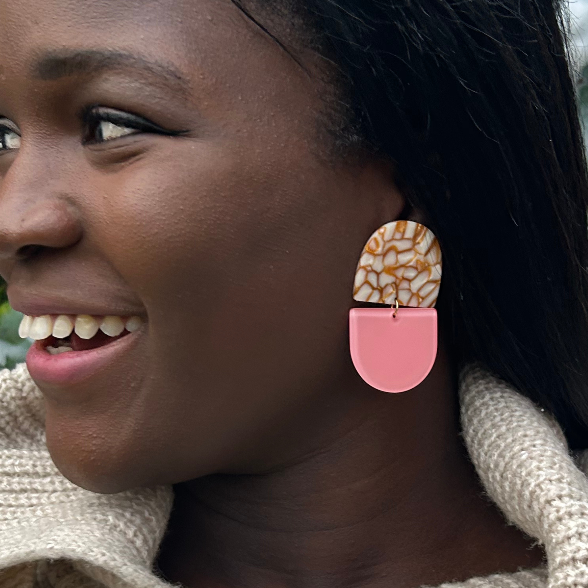 THE FRANCHESCA - Pink and mottled Pearl and Gold Statement Earring